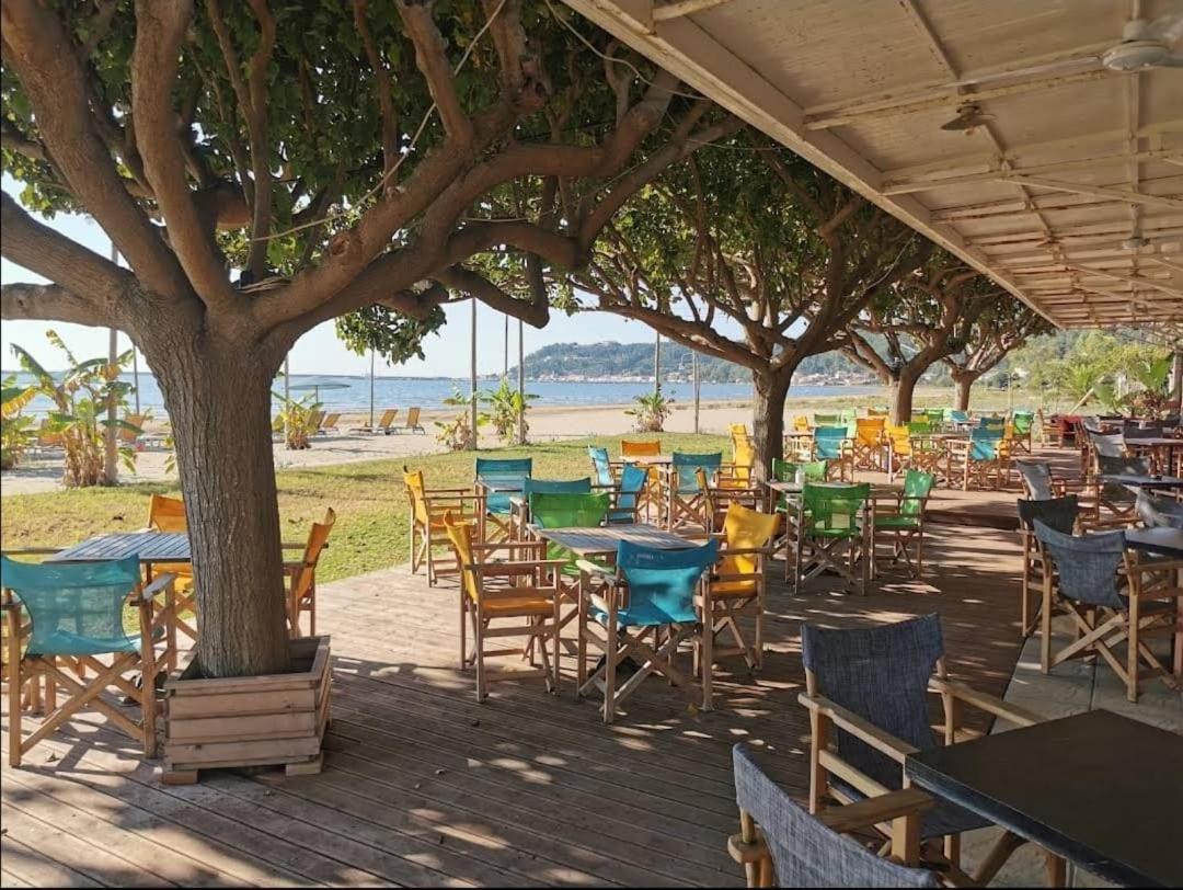 Tota'S Family House, 4 Min Walk To The Beach Levendokhorion Bagian luar foto