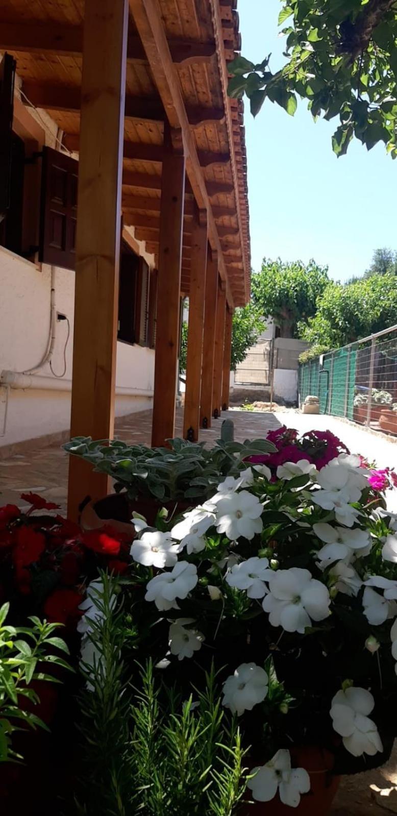 Tota'S Family House, 4 Min Walk To The Beach Levendokhorion Bagian luar foto